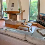 Primestay Villa *
