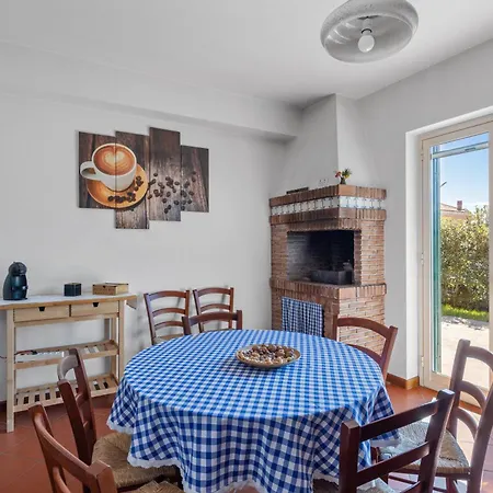 Primestay Villa *